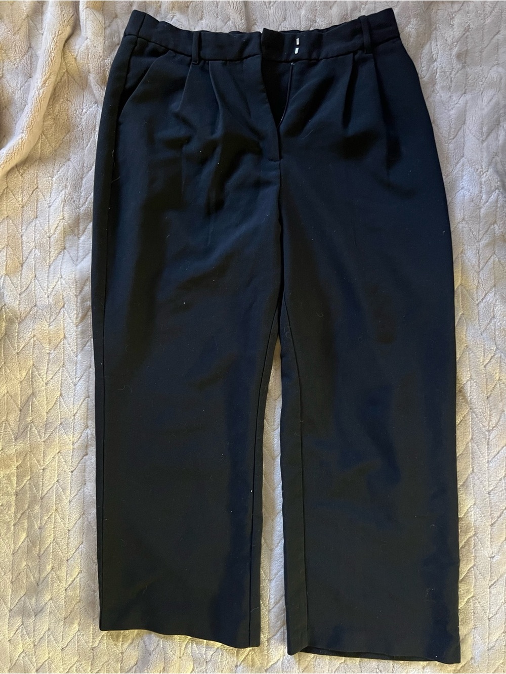 Abercrombie & Fitch Black “Curve Love” Wide-Leg Dress Pants